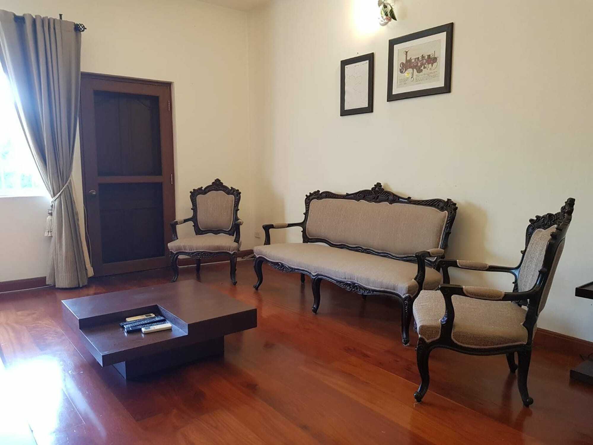 Prompimarn Villa Toscana Бангкок Экстерьер фото